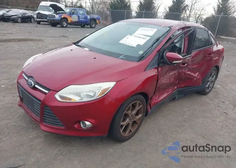 2014 Ford Focus Se z USA, uszkodzony, nr VIN 1FADP3F24EL214797